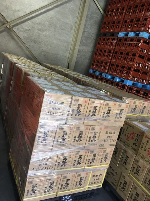 写真4 出荷待ちのAMAOTO2