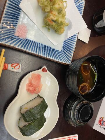写真10 油物、食事、止椀