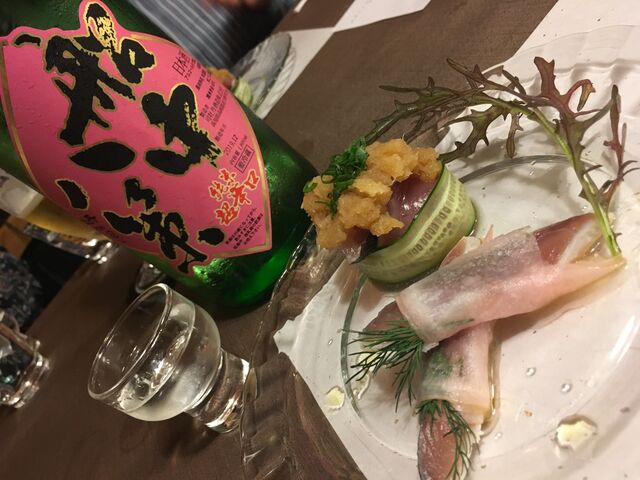 写真16 船中しぼりたてと2品アップ