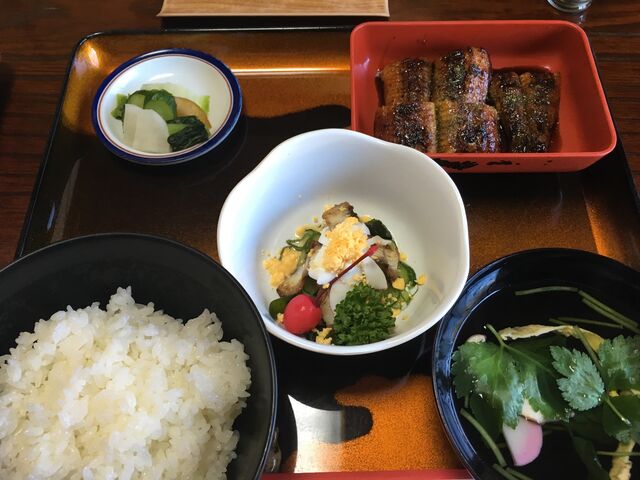 �̿�2 ���ʥ��γ��Ƥ��꿩