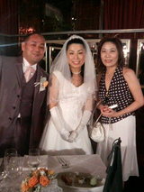 新郎新婦と友田さん