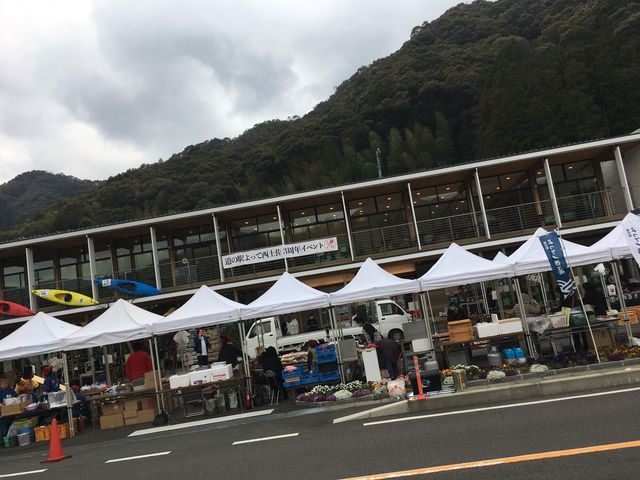 写真1 よって西土佐イベント準備中