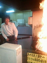 2008.9.11カツオをワラ焼き