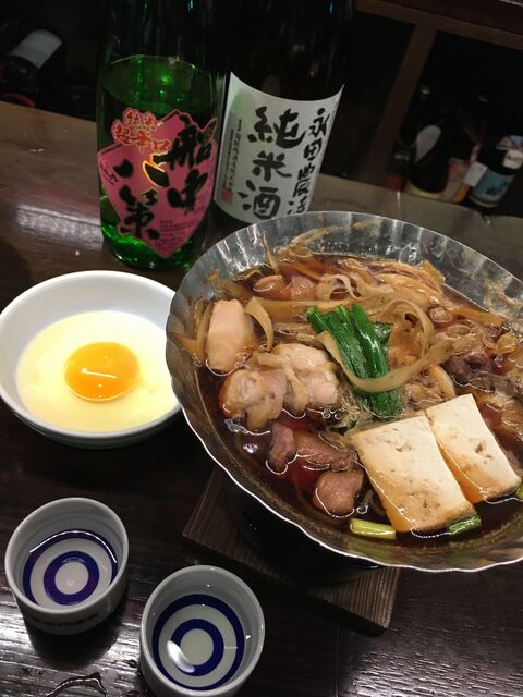 写真9 軍鶏鍋と司牡丹2種