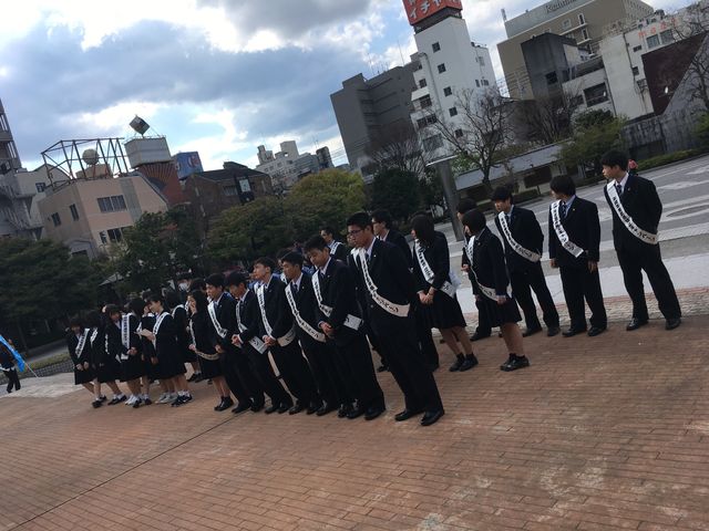 写真3 高校生の皆さん集合