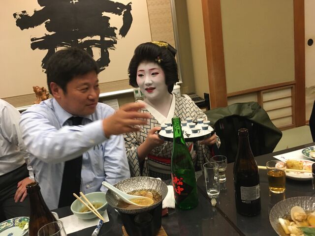 写真12 船中で菊の花