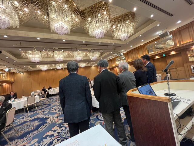 写真10 誕生日会員お祝い