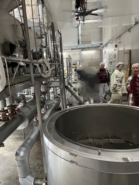 写真7 蒸米機