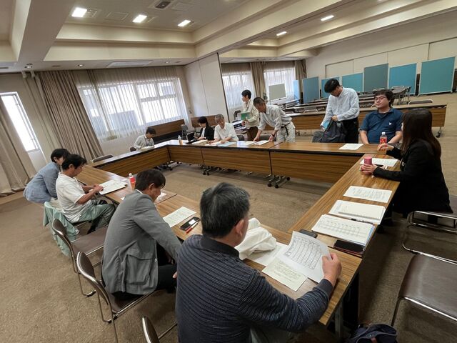 写真14 工業技術センターの皆さん
