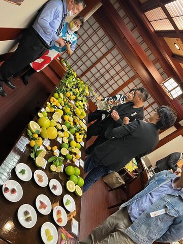 写真9 ズラリの酢みかんに感動!