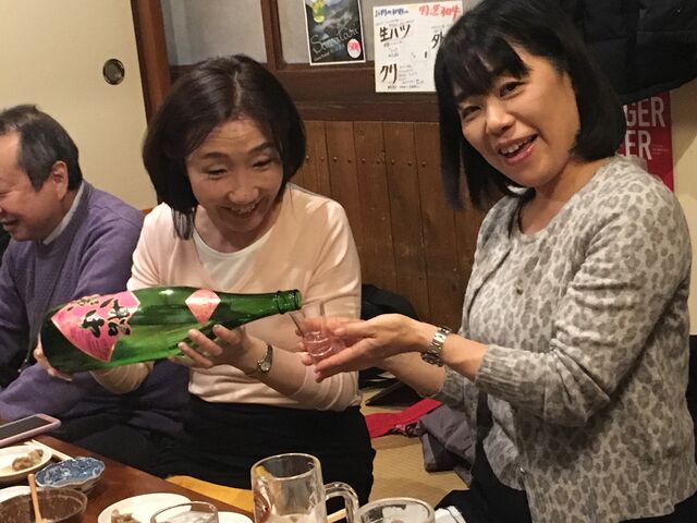 写真24 船中を注ぐ