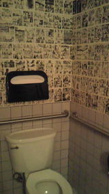 トイレに子連れ狼!