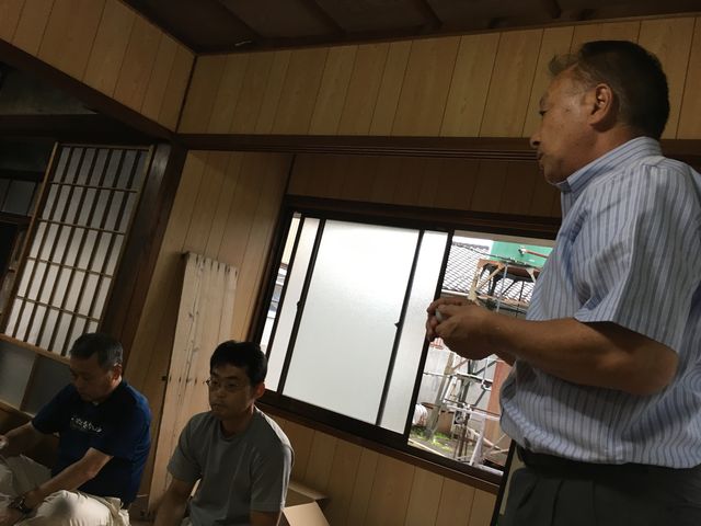 写真2 山岡専務乾杯