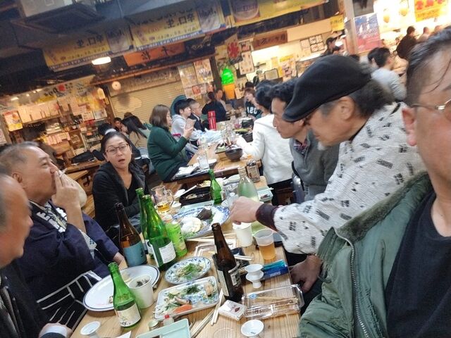 写真23 番組終了後も宴会