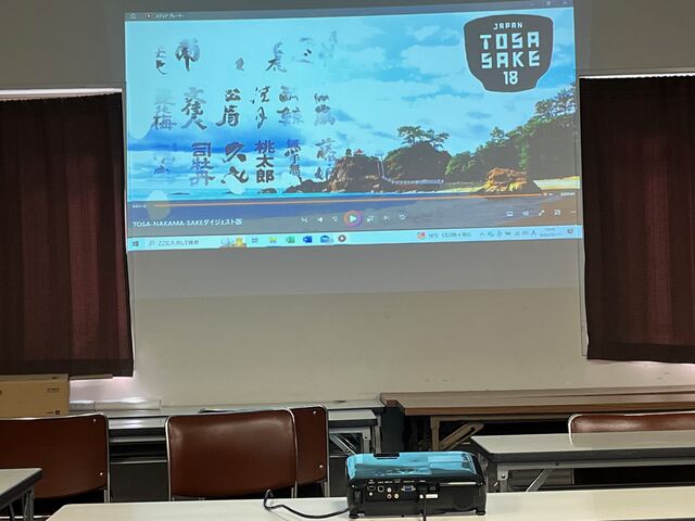 �̿�4  ư��Υ饹��