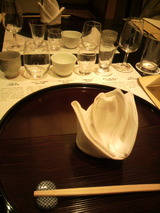 酒器ズラリ.jpg