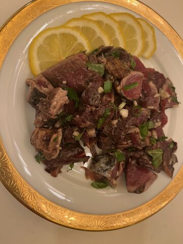 写真13 鰹の血合ニンニク和え