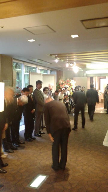 (2)�������