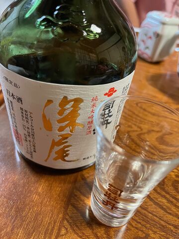 写真9 深尾で乾杯