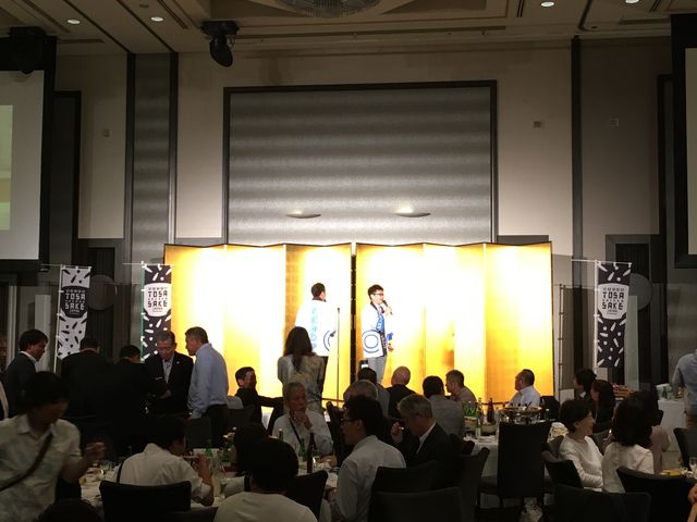 写真15 にほんしゅさん漫才2