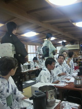 鶴千代家元流しながらの入場