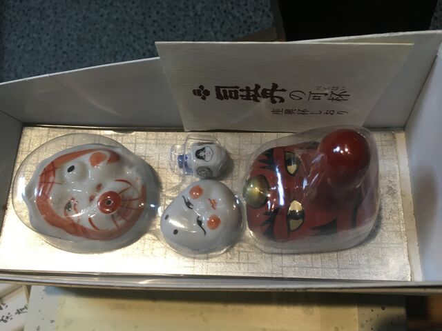 写真4 可杯 箱入り中身