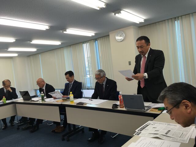 写真3 田村企画部長報告