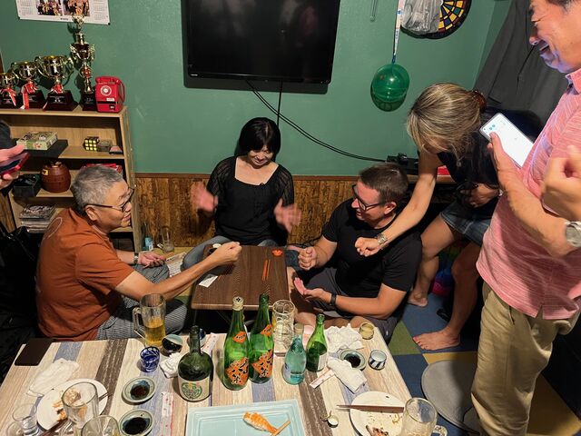 写真20 米国人カップルはし拳挑戦