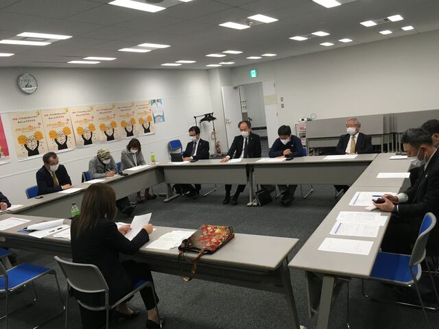 写真2 委員会風景2