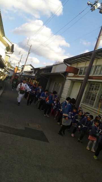 (8)おなばれの行列2