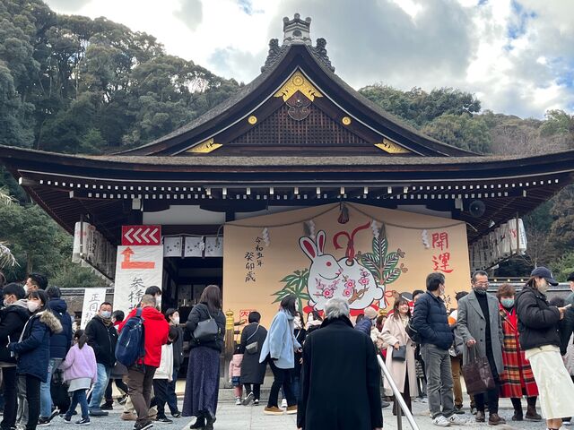 写真17 松尾大社巨大絵馬