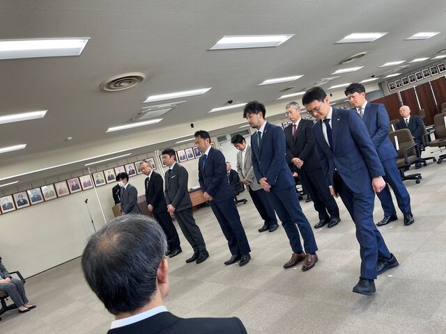 �̿�8  ����������޼�