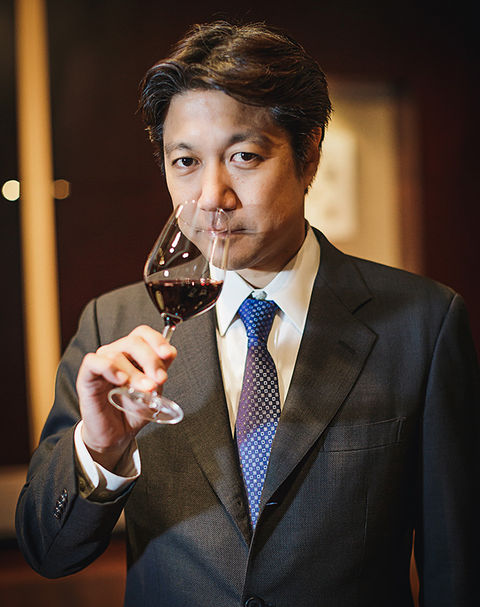 �������