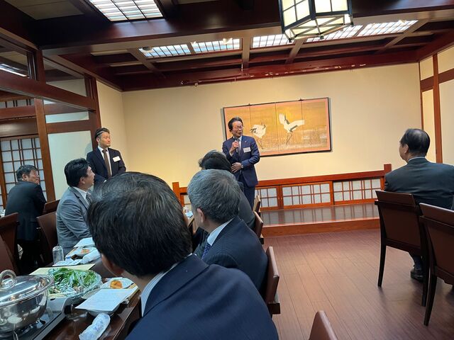 写真17 小林頭取挨拶