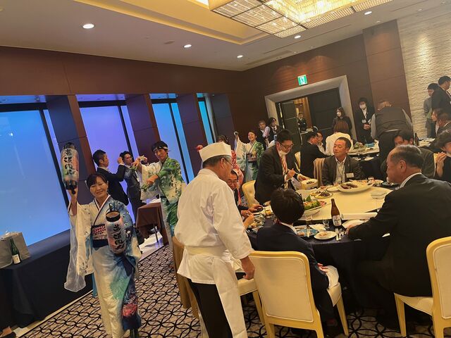 写真14 よさこい入場