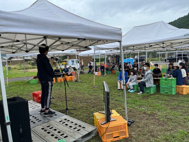 写真15 戸田社長御礼