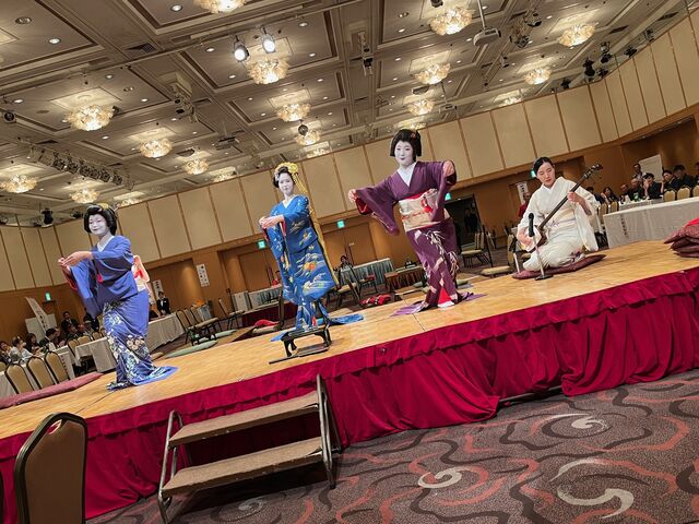 写真11 はし拳おどり
