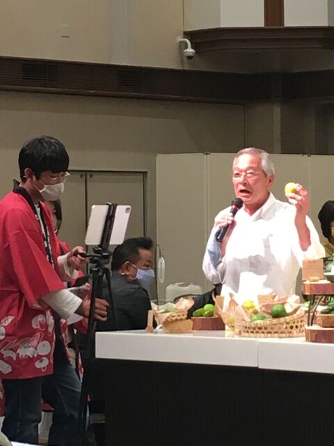 写真40 酢みかん生産者プレゼン2