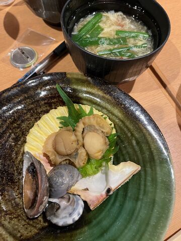 写真18 前菜・貝盛り