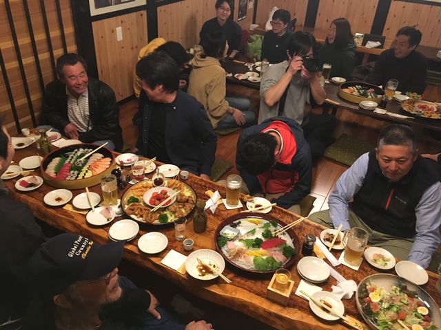 写真26 懇親会風景