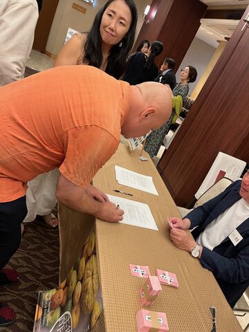 写真16 宴中八策署名