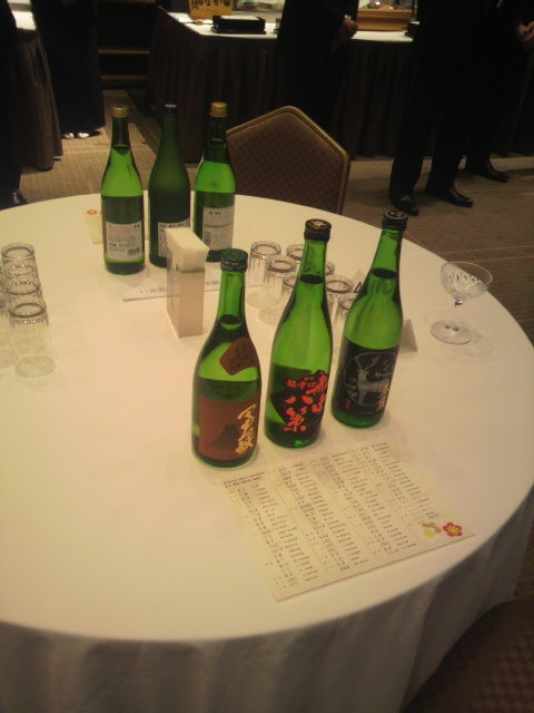 テーブルに名門酒