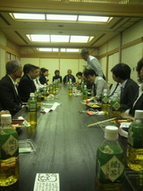 打ち合わせ&自己紹介.jpg