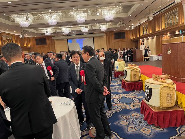 20024.2.7�̿�7  ����