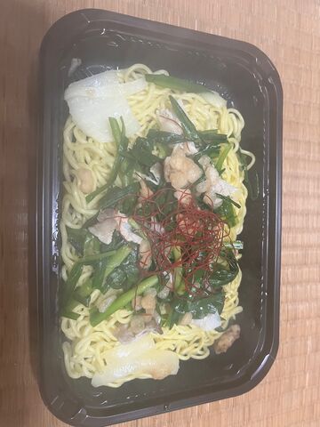 写真8 ニラ焼きそば