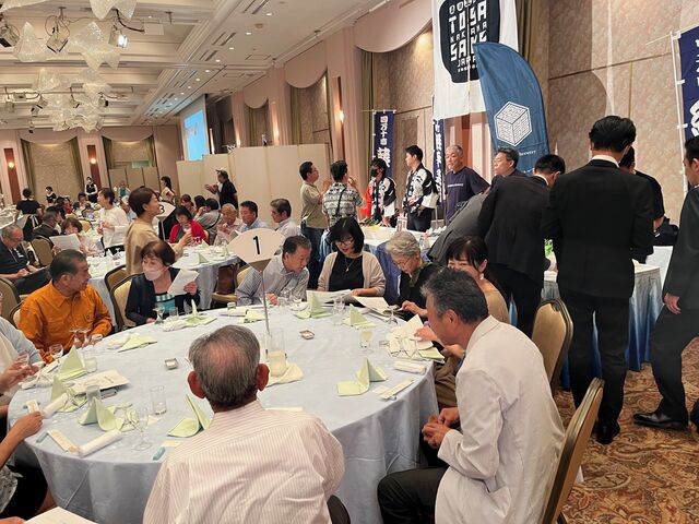 写真12 開会直前2