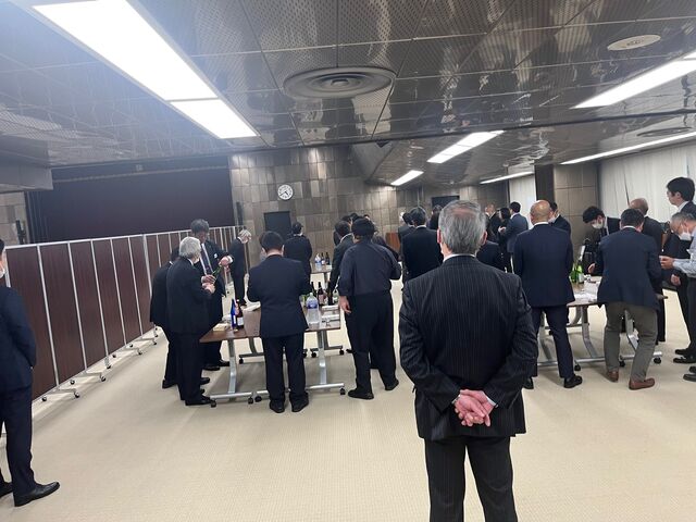 �̿�10  ���Ʋ����ļ�Ĺ����