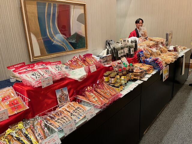2023.11.17写真2 物産販売コーナー