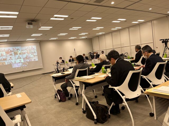 写真9 仲野委員長発表
