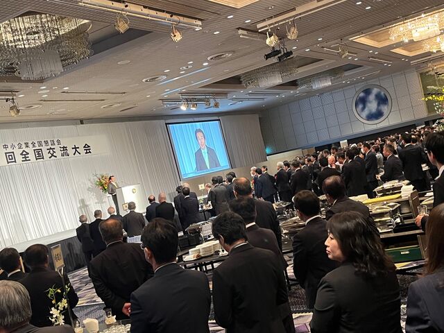 写真17 池永代表幹事懇親会開会挨拶